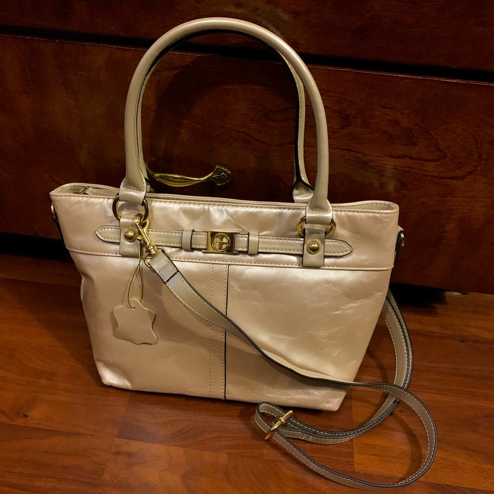 Like New Giani Bernini Leather Bag